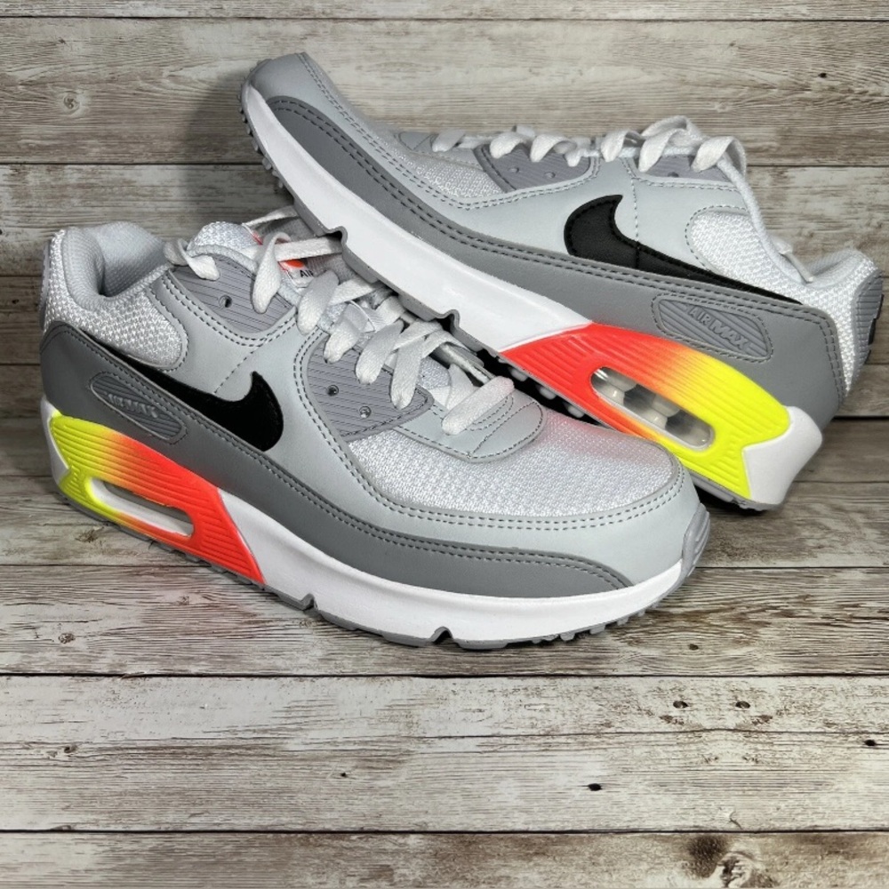 Nike Air Max 90 GS Size 4Y Wmn 5.5 Wolf Grey Gradient Cassette DR8924-001